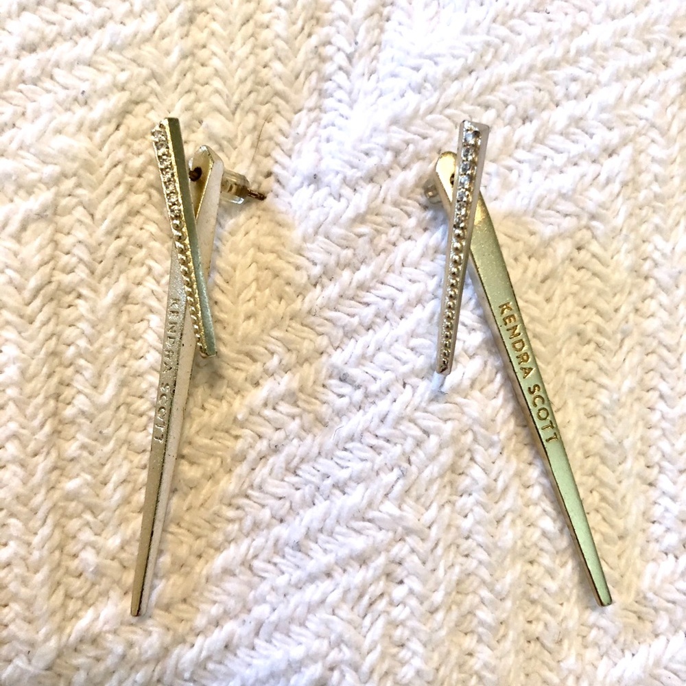 Kendra Scott dangle earrings